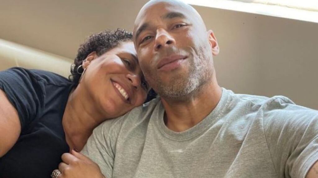 Edinho, hijo de Pelé, llega al hospital de Sao Paulo para acompañar a "O Rei" en Navidad