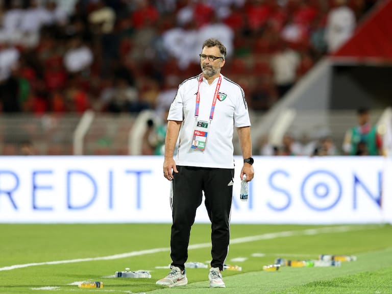 Sorpresa en la UC: Juan Antonio Pizzi aparecería entre las opciones para ser el nuevo DT