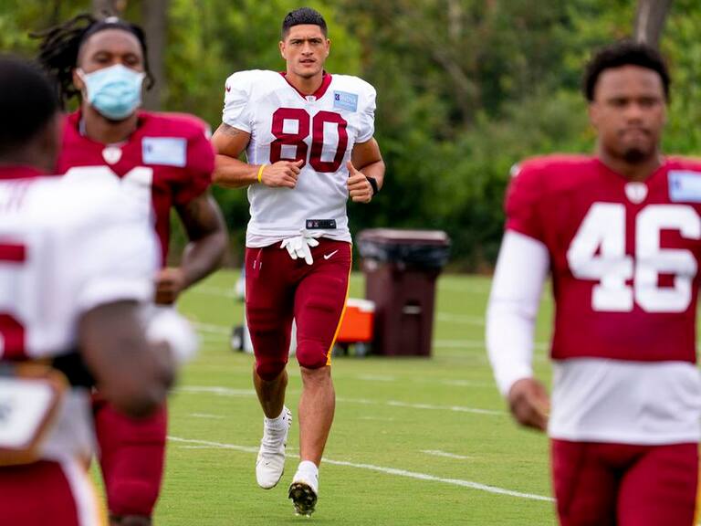 Sammis Reyes tras quedar en la nómina final de los Washington Football Team: «Significa mucho, porque represento a todo Chile»