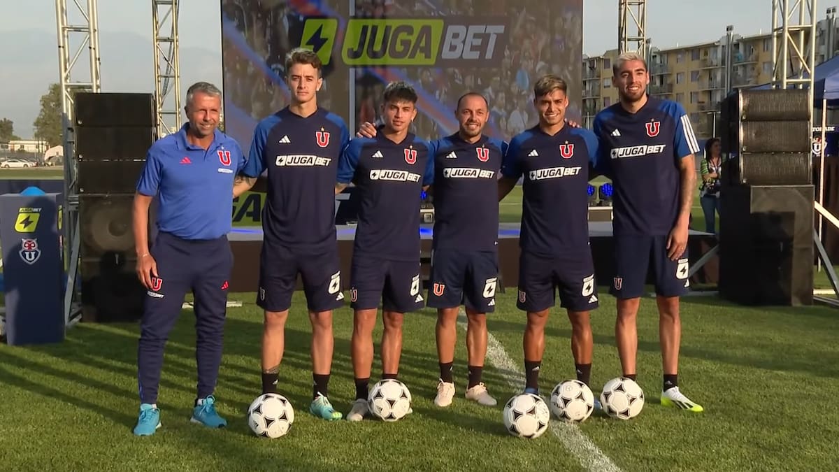 “Es un orgullo estar acá”: La U presentó oficialmente a sus cinco refuerzos y nuevo sponsor