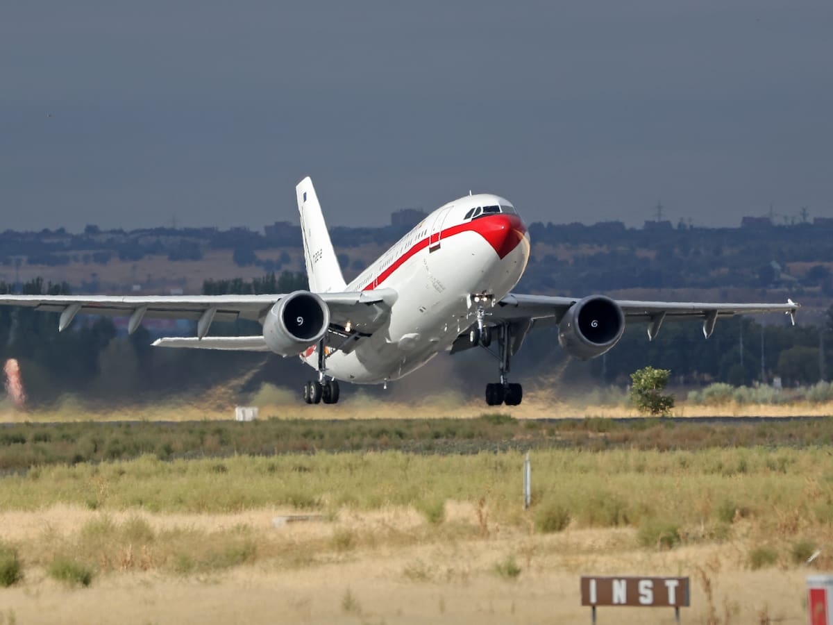 “Actividad militar en aumento”: aerolíneas suspenden vuelos a Venezuela tras alerta de Estados Unidos