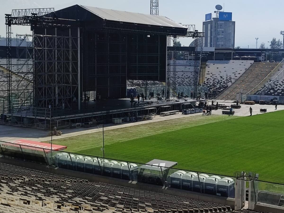 Canchero regalón de Marcelo Bielsa defiende localía de Colo Colo en el Monumental: “Se puede llegar con una cancha jugable”