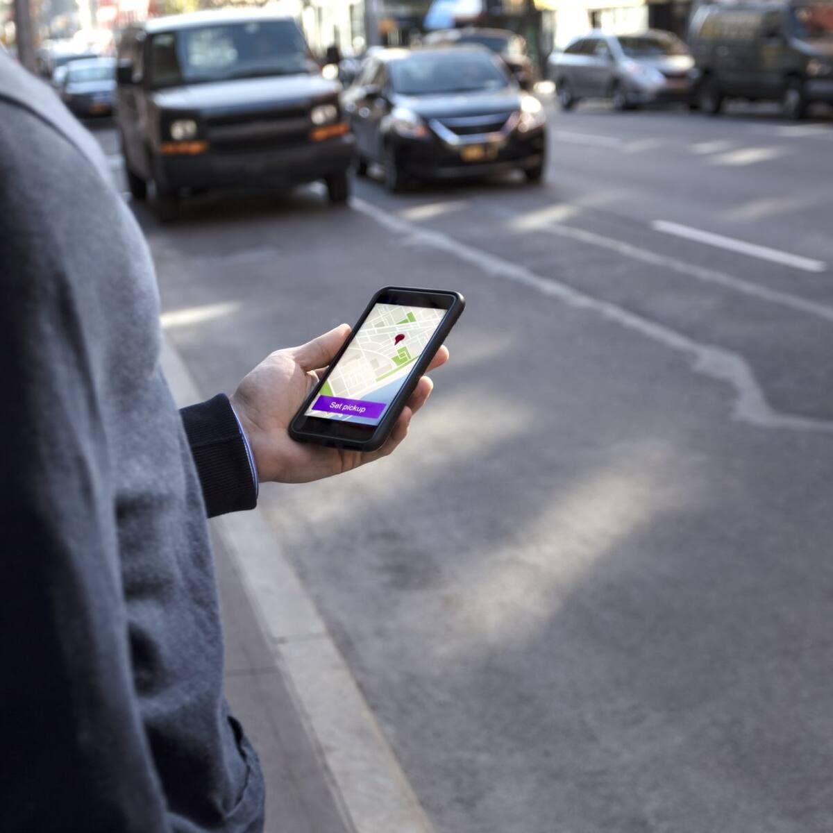Conchalí: sujetos disparan y roban a conductor de aplicación de transporte tras solicitar viaje