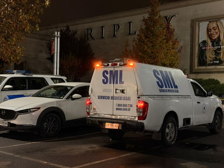Encuentran feto de 40 semanas al interior de un casillero de multitienda en el Mall Plaza Sur