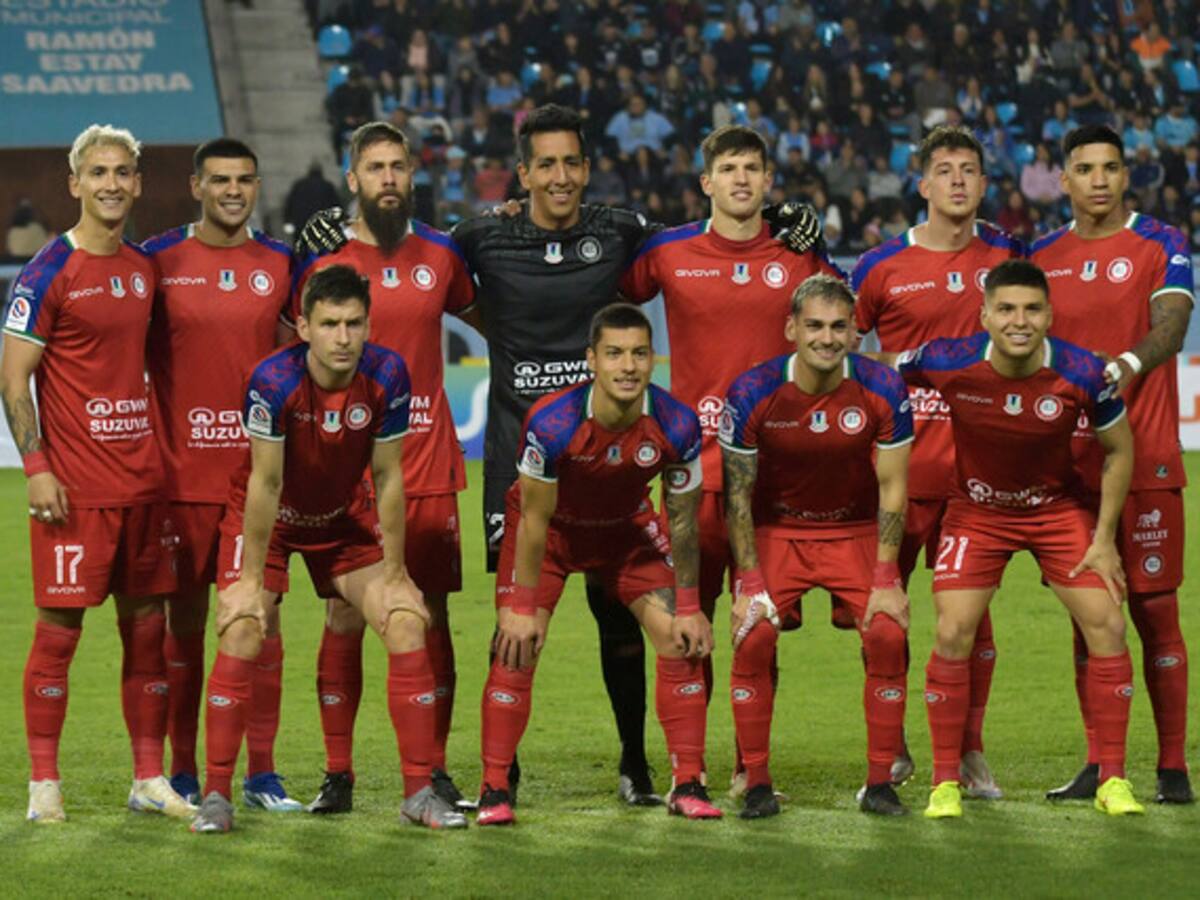 Unión La Calera no disputará un solo partido en septiembre y recién jugará en octubre por el Campeonato Nacional