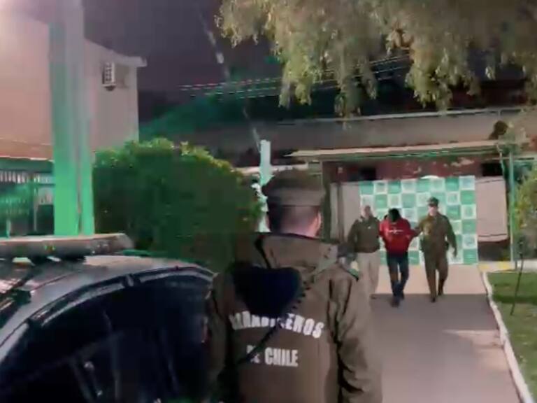 Más de 400 días prófugo: Carabineros detienen a sujeto condenado por lanzar bombas molotov durante el estallido social