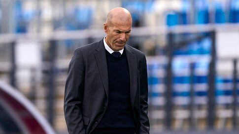 Real Madrid confirmó la renuncia de Zinedine Zidane como entrenador