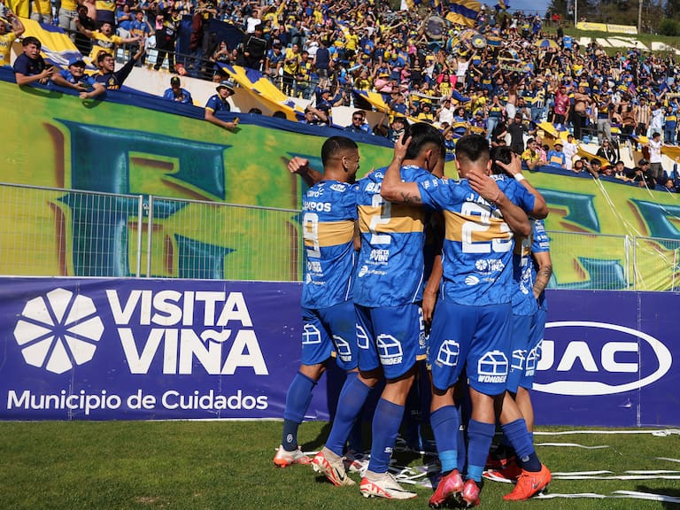 Everton busca remecer el mercado con el fichaje de un campeón de América con La Roja