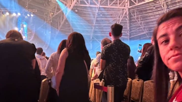 Acusó falta de inclusión en concierto: Sernac oficia a Gran Arena Monticello tras denuncia de medallista parapanamericana