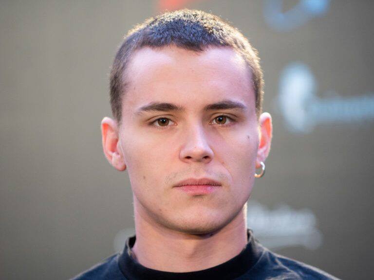 Arón Piper está en Pucón: usuarias de Instagram compartieron fotos junto al actor de "Élite"