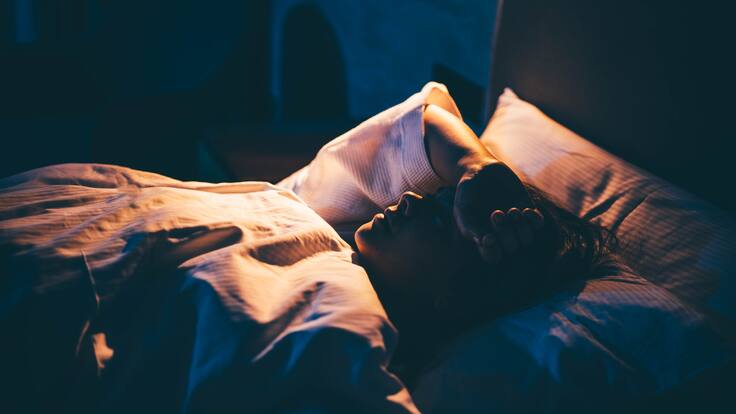 ¿Realmente ayudan? Expertos revelan los mitos y verdades de tomar pastillas para dormir