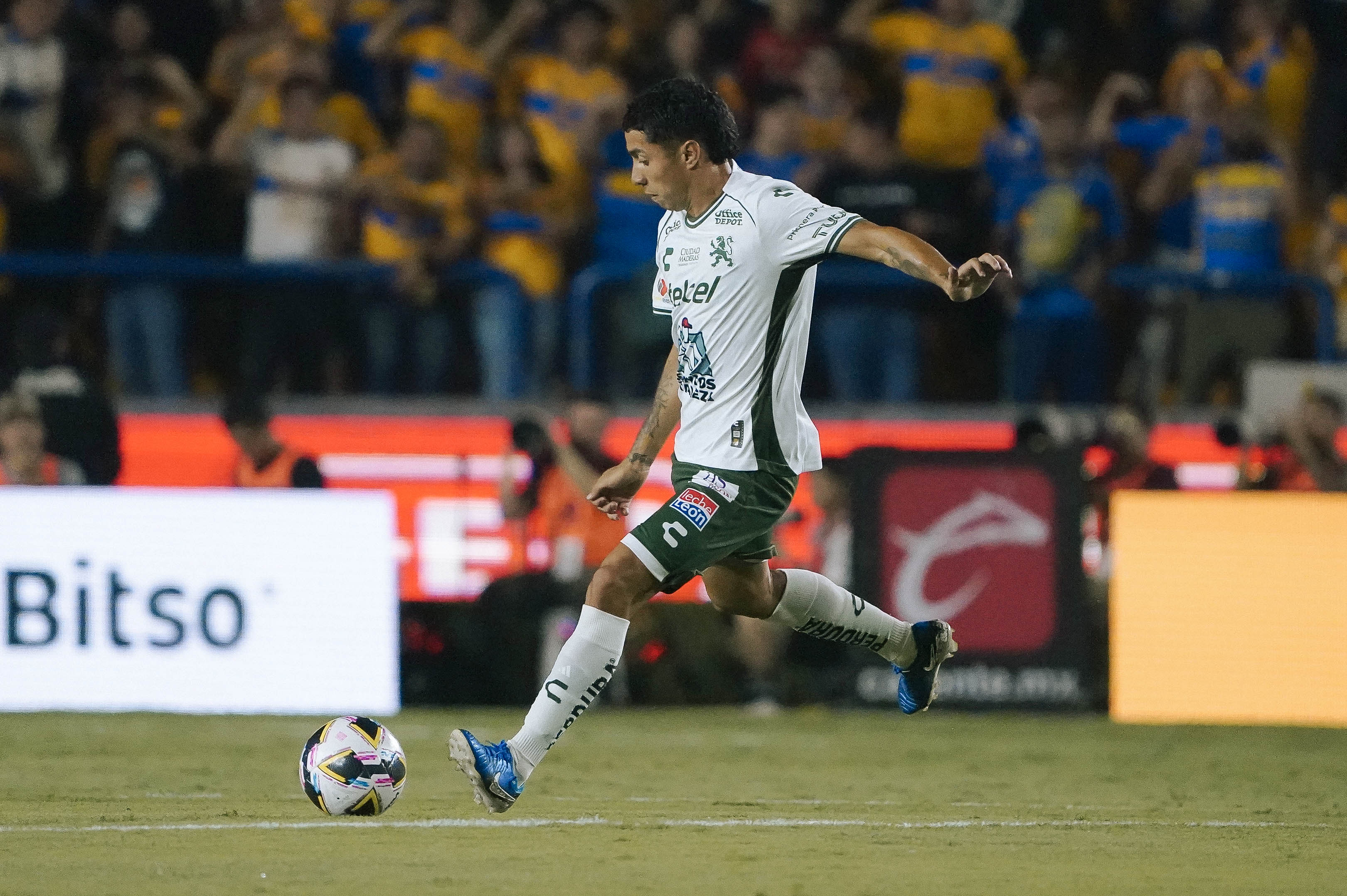 @clubleonfc