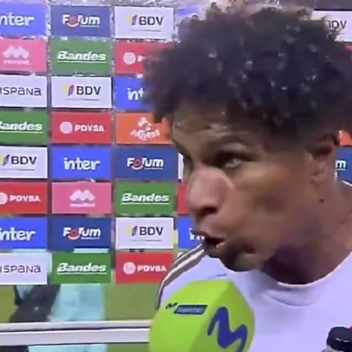 “¡No me jodan!”: Paolo Guerrero explota en vivo contra arbitraje chileno tras derrota de Perú ante Venezuela