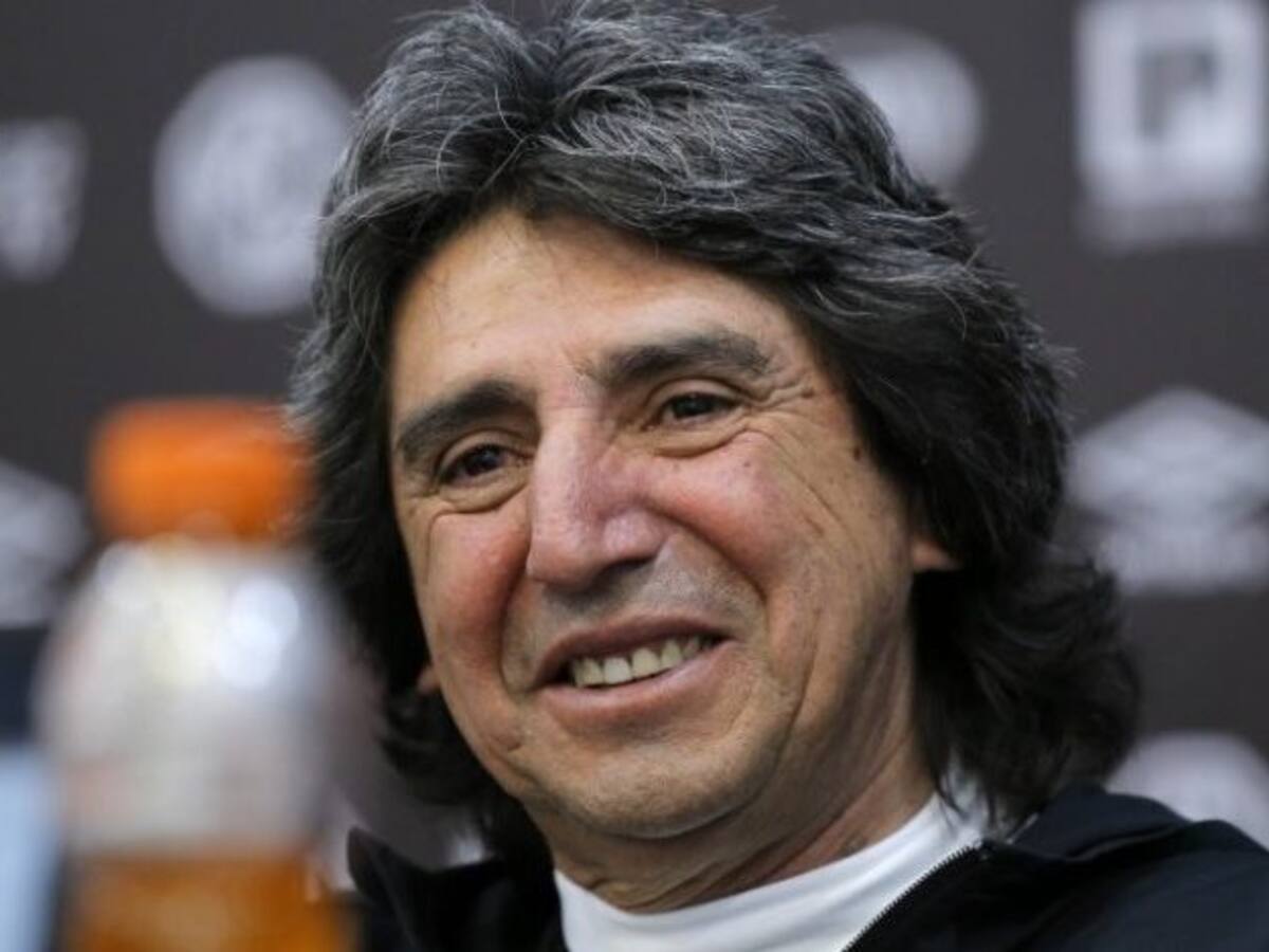 «Enfermo y todo, estoy»: Lizardo Garrido dispuesto a participar de la «comisión de ídolos» de Colo Colo