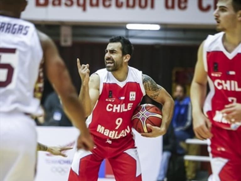 Básquetbol: Se acerca el adiós a la Roja de Erik Carrasco