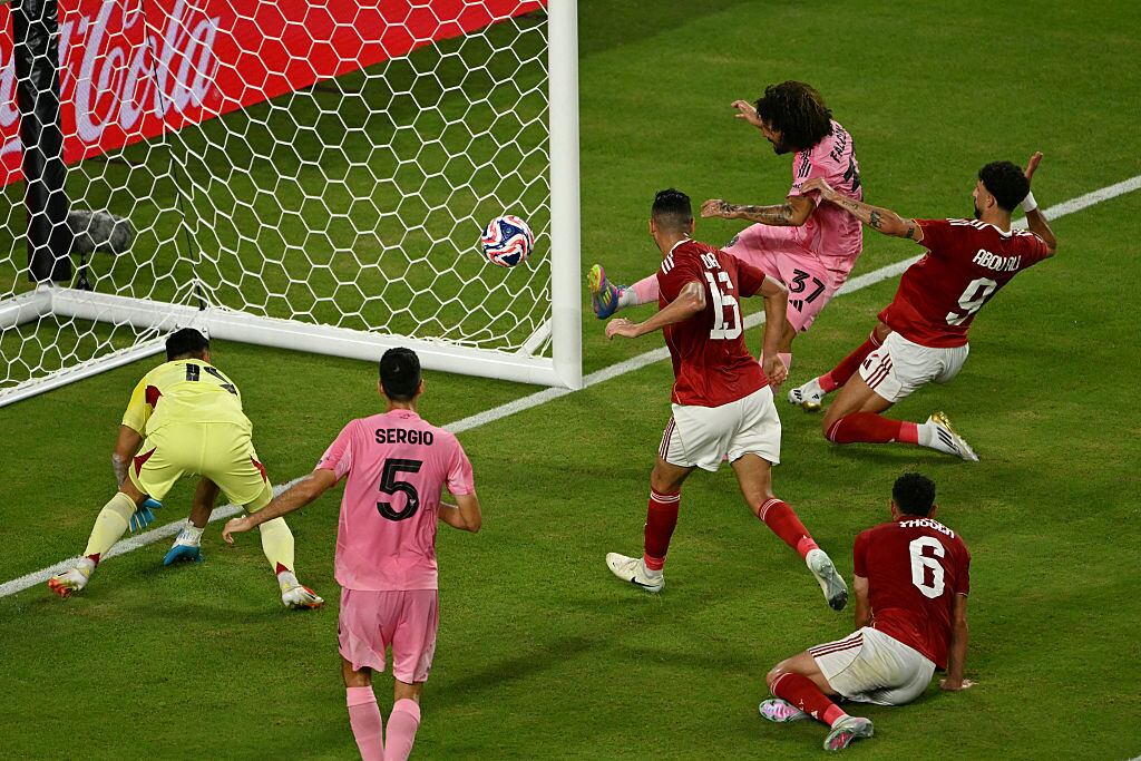 Maxi Falcón sacó aplausos salvando al Inter Miami en el Mundial de Clubes