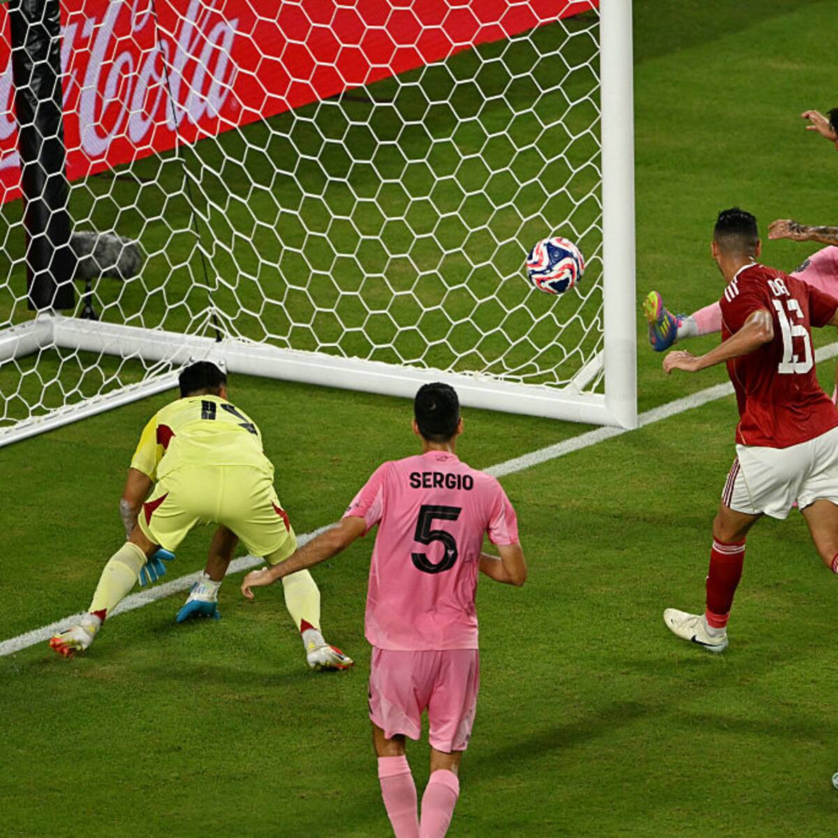 ¡Se pasó! Maxi Falcón sacó aplausos salvando al Inter Miami en el Mundial de Clubes