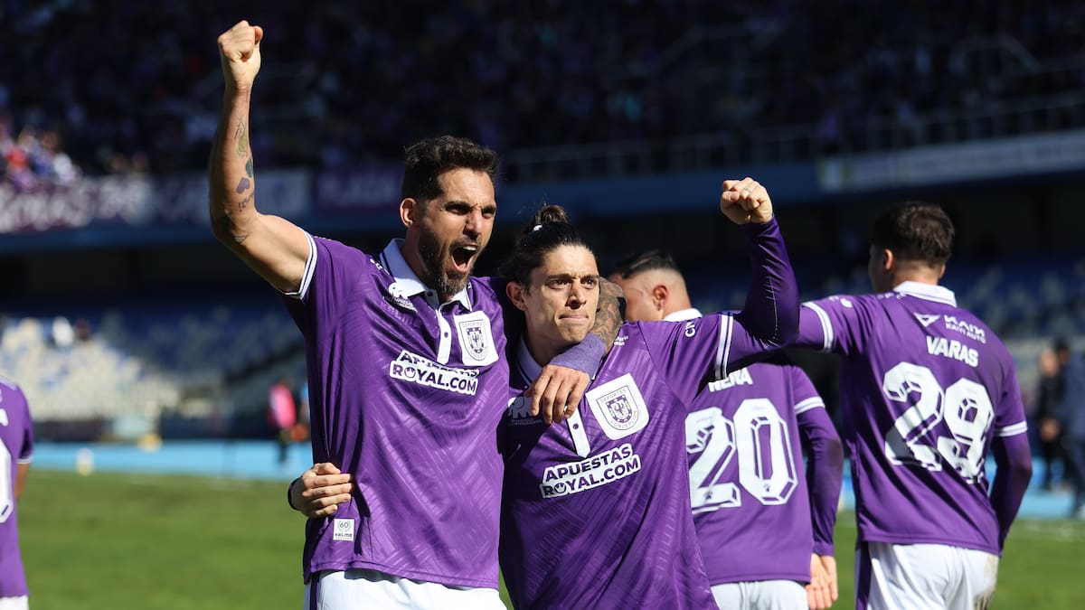 Deportes Concepción sigue en racha: vence a la UdeC en el clásico penquista y se aleja del descenso