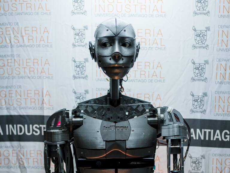 Congreso Futuro 2024: así es ATOM, el robot humanoide con inteligencia artificial que busca revolucionar el evento