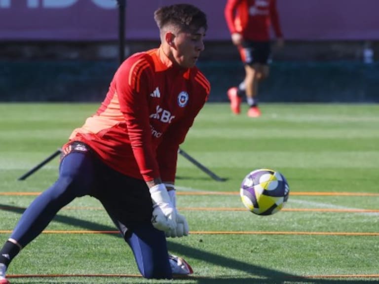 Exentrenador de Jaime Vargas avala su arribo a Colo Colo: “Su edad y potencial de desarrollo son ilimitados”