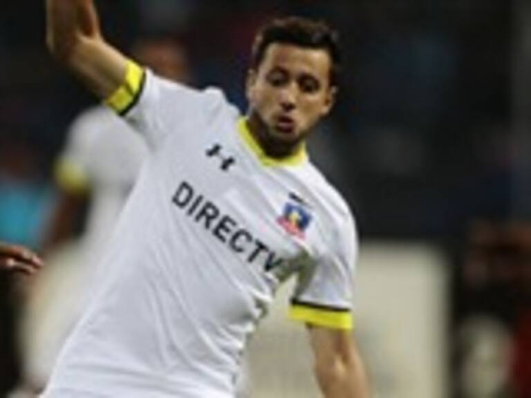 Colo Colo jugó por primera vez de blanco entero en la Copa