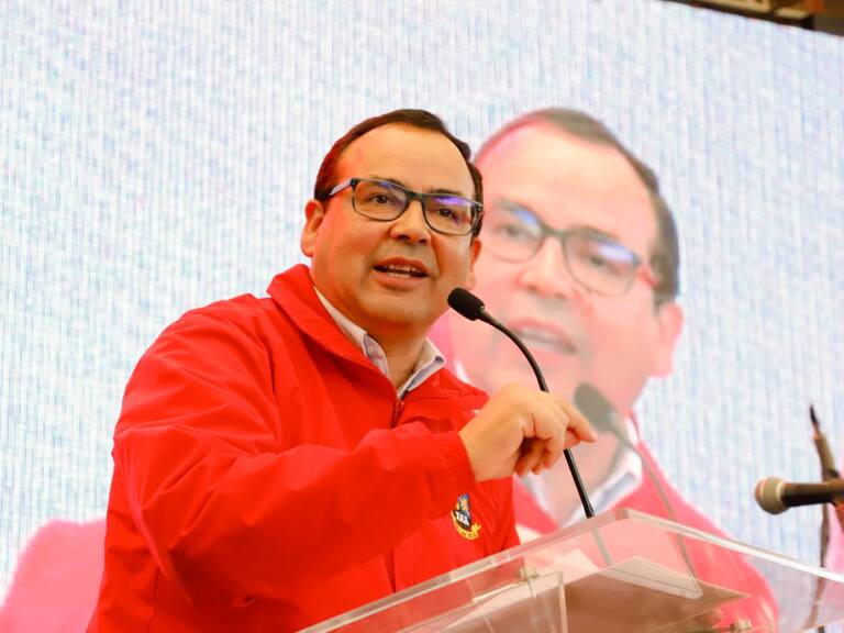 Tribunal decreta medidas cautelares para alcalde reelecto de Chillán Viejo tras denuncia por VIF