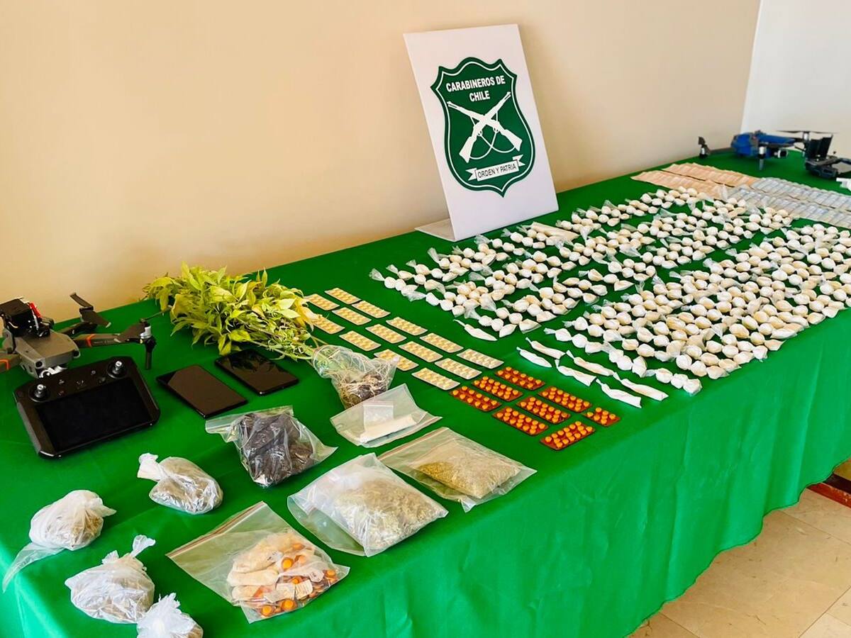 «Supremacía aérea»: Carabineros detuvo a narcotraficantes que ingresaban droga con drones a cárcel de Alto Hospicio