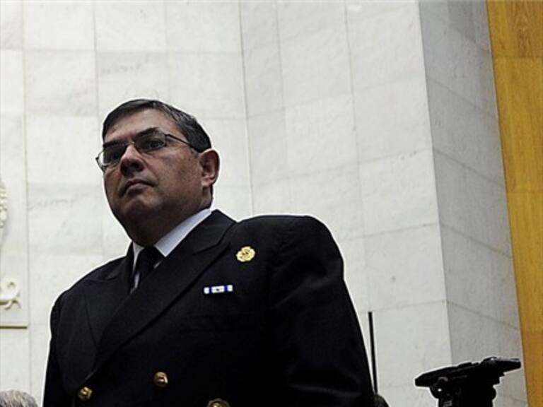 Senado resolvió no renovarle el contrato a su edecán