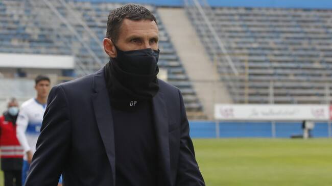 8 de Mayo del 2021/SANTIAGOEl Director Tecnico de Universidad Catolica Gustavo Poyet(c) ,durante el partido valido por la séptima fecha del Campeonato Nacional AFP PlanVital 2021, entre Universidad Catolica vs Union La Calera, disputado en el Estadio San Carlos de Apoquindo.
FOTO:FRANCISCO LONGA/AGENCIAUNO