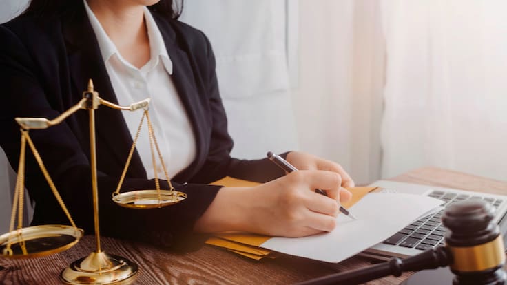 Prestigioso ranking destaca a 9 universidades chilenas entre las mejores de Latinoamérica para estudiar derecho