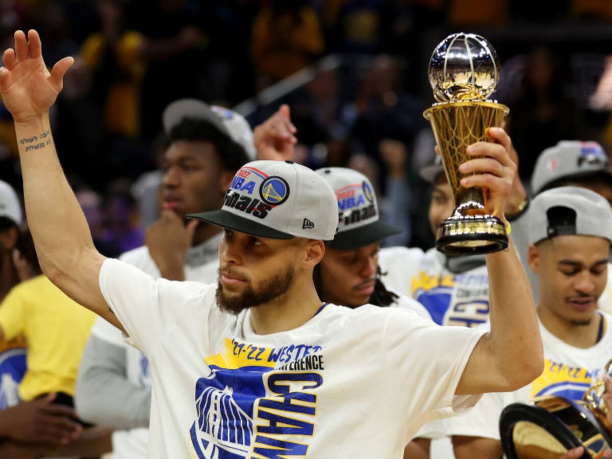 Stephen Curry es elegido el MVP de las Finales de la Conferencia Oeste