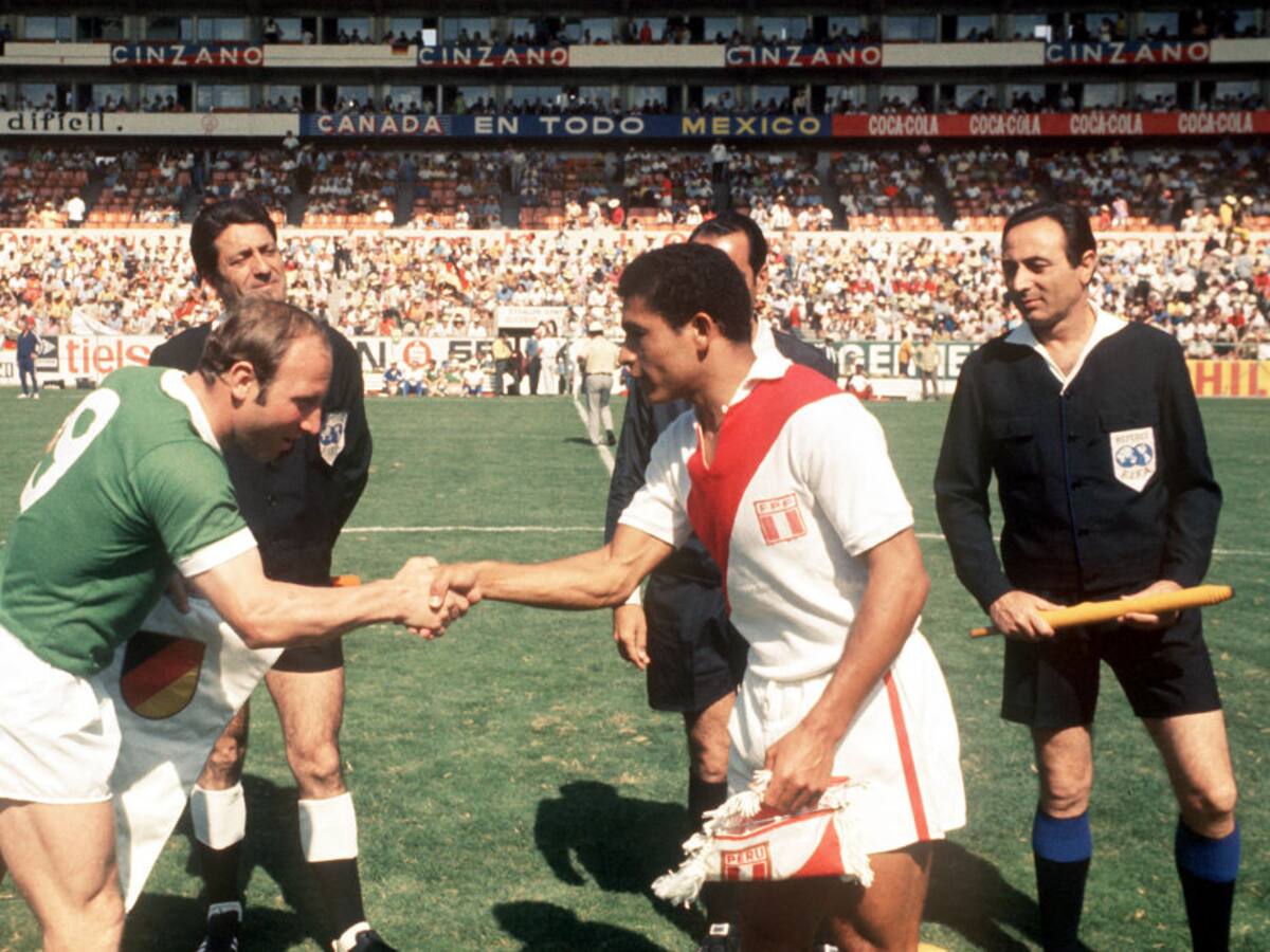 Un histórico de la Selección de Perú fue hospitalizado debido al coronavirus