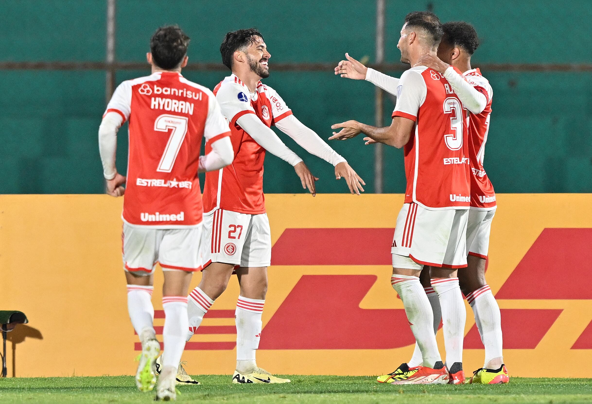 Un ‘Príncipe’ por su corona: Internacional derrotó a Delfín y se metió en los play-offs de la Copa Sudamericana | Getty Images