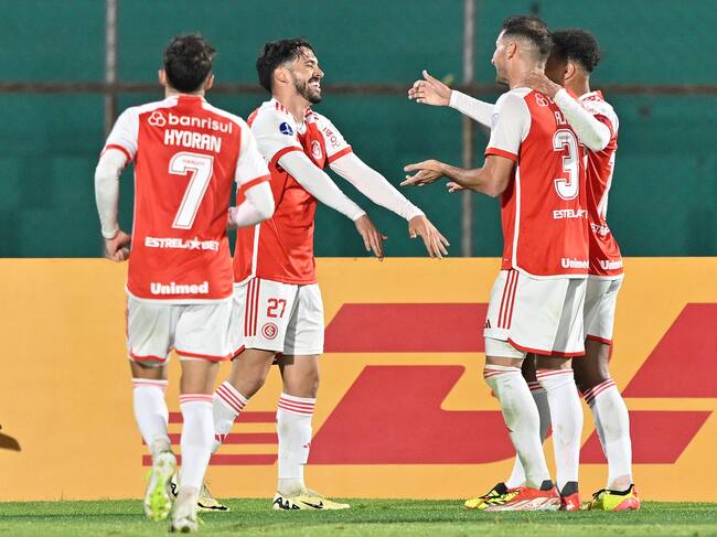 Un ‘Príncipe’ por su corona: Internacional derrotó a Delfín y se metió en los play-offs de la Copa Sudamericana | Getty Images