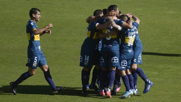 27 DE MARZO 2021 / VIÑA DEL MARMatias Campos Lopez convierte su gol , durante el partido valido por la fecha 1 del Campeonato Nacional AFP Vital 2021, entre Everton vs O'Higgins jugado en el estadio Sausalito.
FOTO : PABLO OVALLE ISASMENDI/ AGENCIA UNO