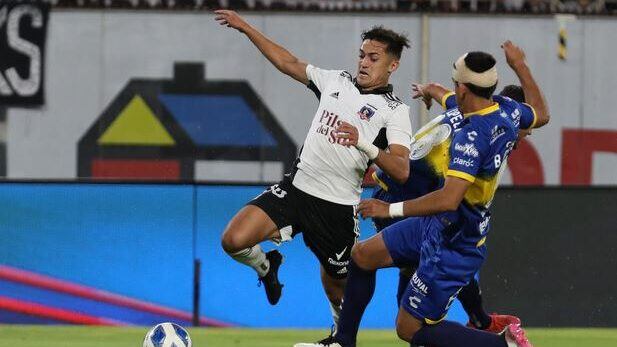 La razón por la cual Colo Colo podrá tener seis extranjeros en su plantel