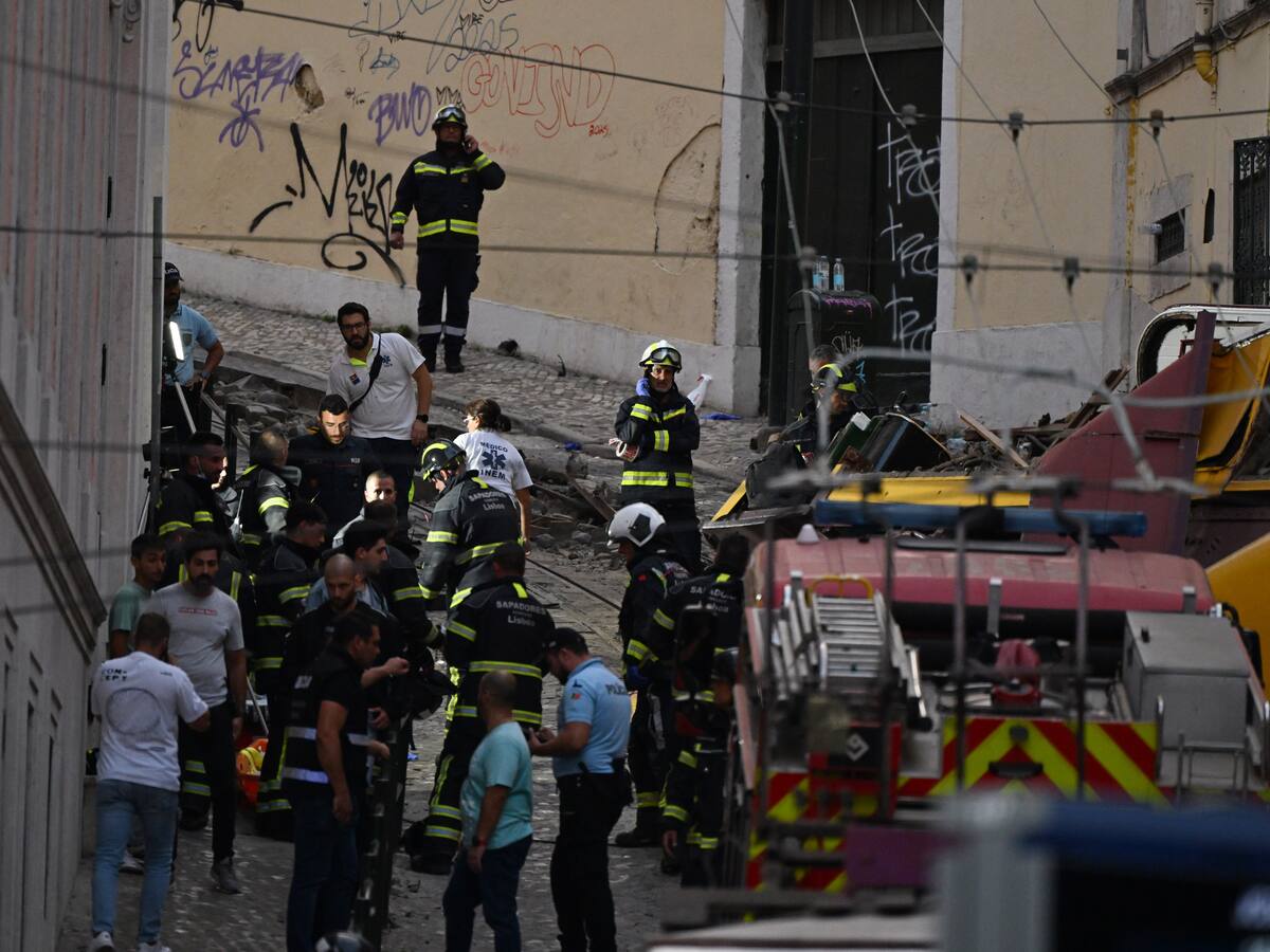 Tragedia en Lisboa quedó grabada: al menos 15 muertos deja descarrilamiento de funicular en capital portuguesa