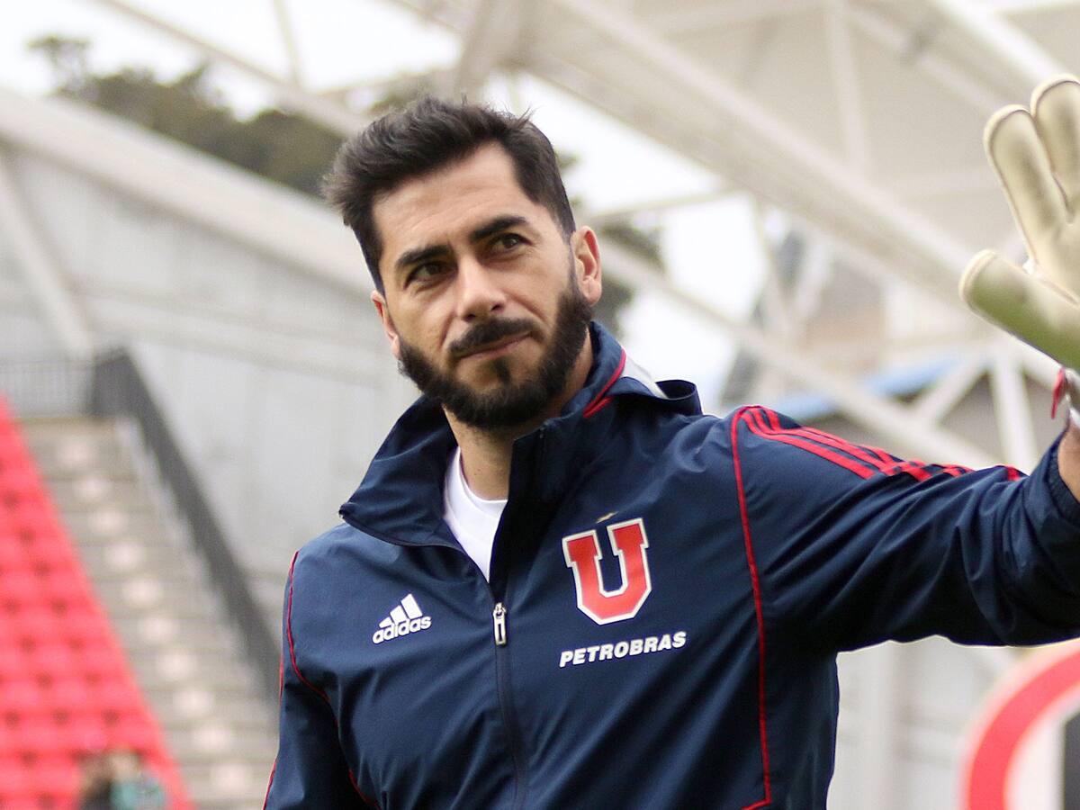 «Hoy debería ser el día del Samurai»: el saludo de la Universidad de Chile al cumpleañero Johnny Herrera