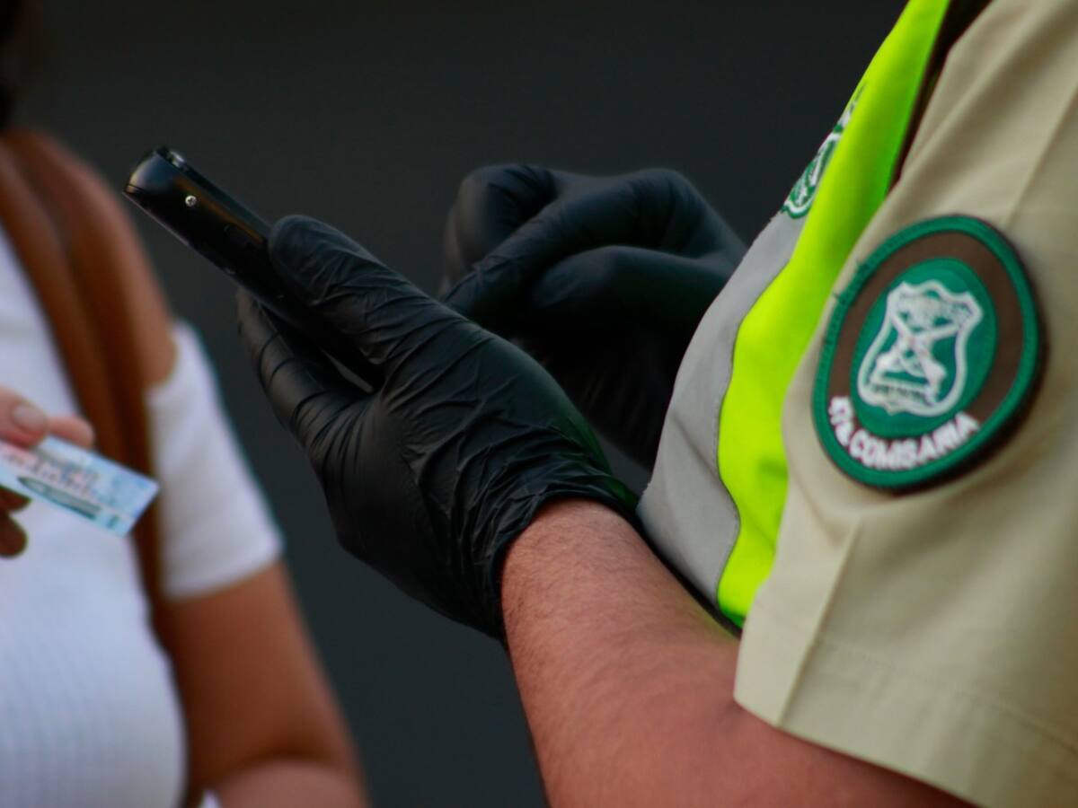 Persona en situación de calle que ingresó con coronavirus a supermercado obligó a cerrarlo en Maipú