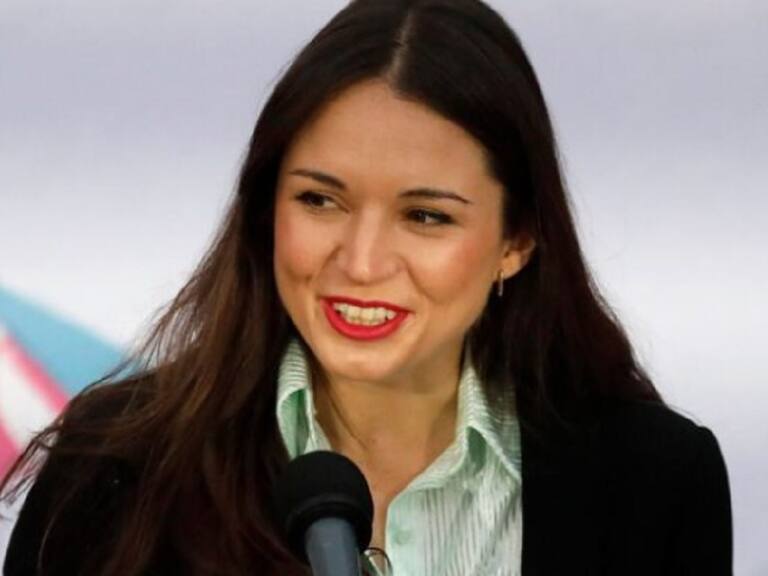 “Jamás debió ser Primera Dama”: Irina Karamanos se llena de críticas tras polémica entrevista e incluso pidieron oficio por gastos de su gabinete