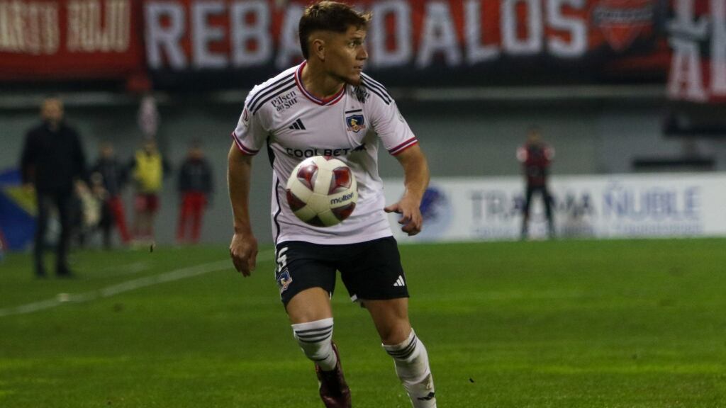 Leonardo Gil conserva el optimismo en Colo Colo tras igualar con Ñublense: "Estamos para ser campeón"
