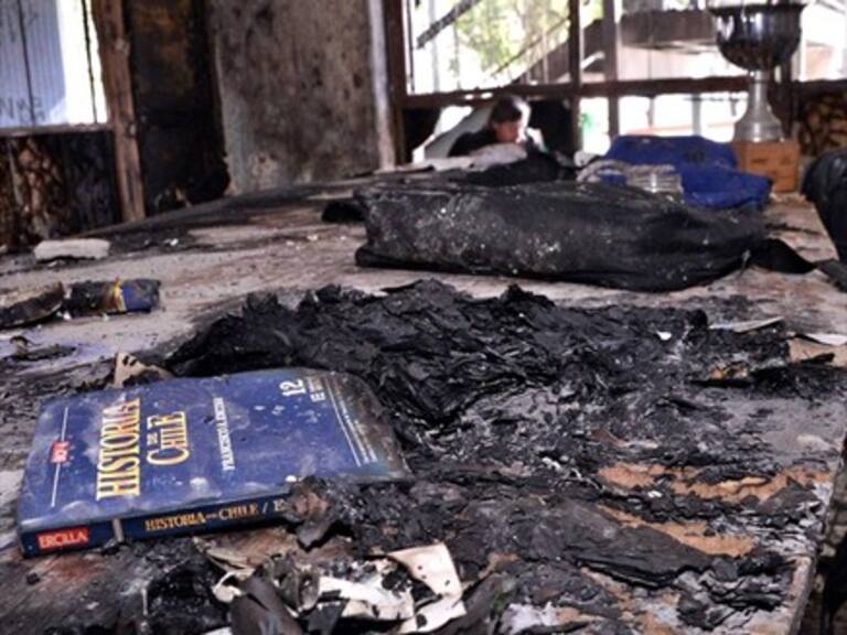 Avalúan en $336 millones reparaciones de Liceo Amunátegui por incendio en toma