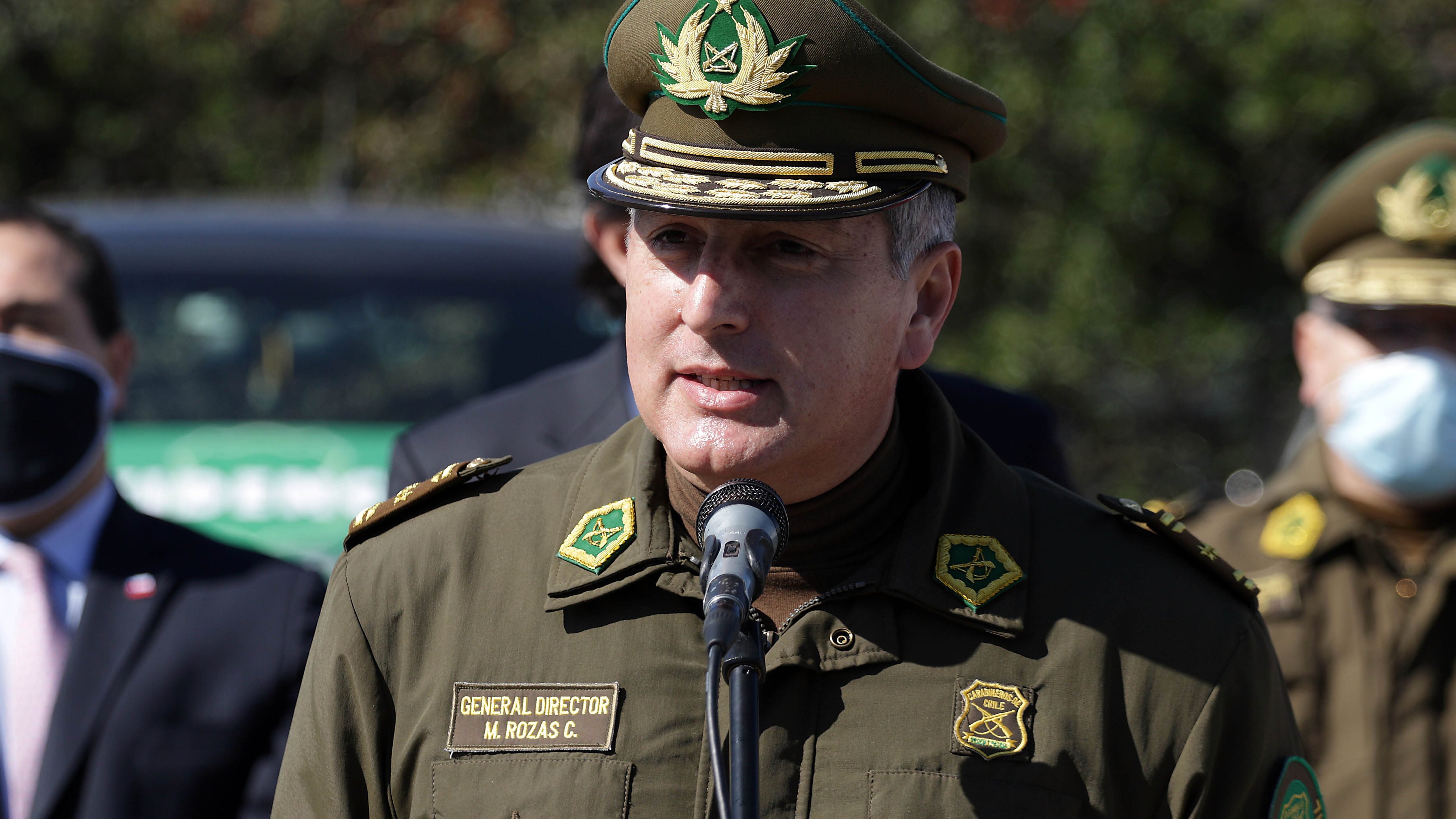 Presidente se refirió escuetamente a polémica por Academia de Carabineros
