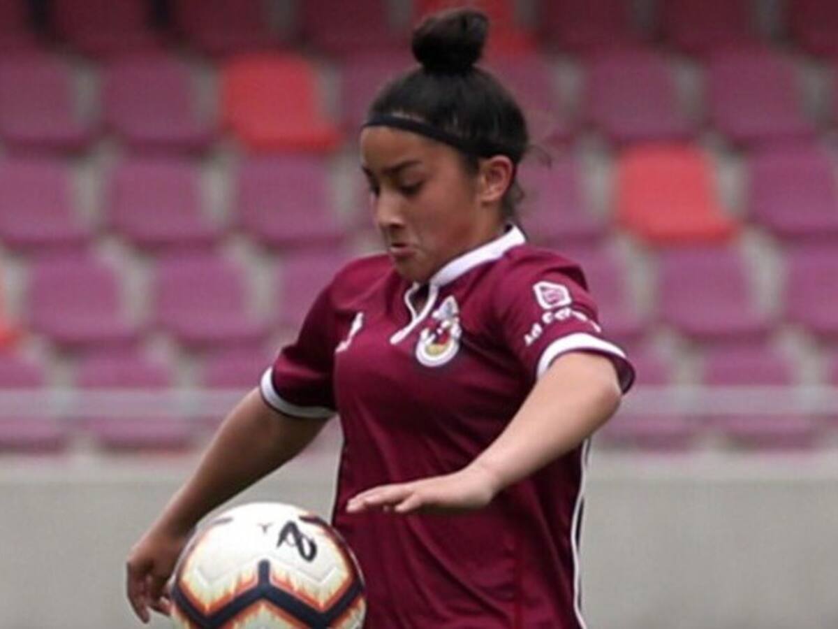 Humberto Suazo presenció en las tribunas el primer gol de su hija Grettel y le dedicó cariñosas palabras