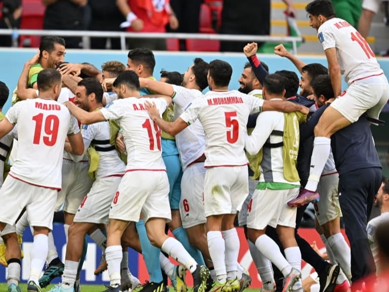 Irán logra el premio en los descuentos y se impone a Gales para lograr su primera victoria en Qatar 2022