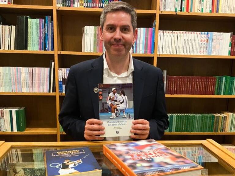 Biblioteca de Wimbledon recibe colección de libros chilenos