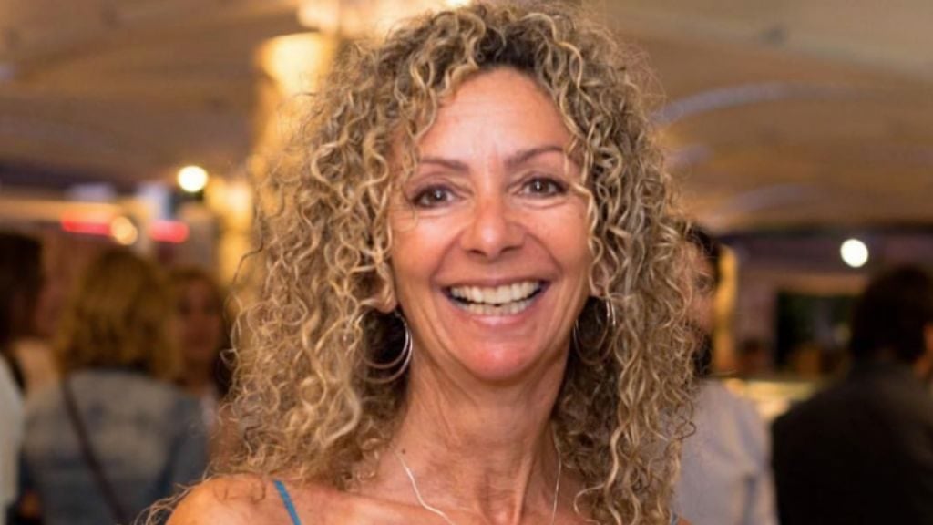 100 Años en el aire: Karin Yanine, una leona de radio
