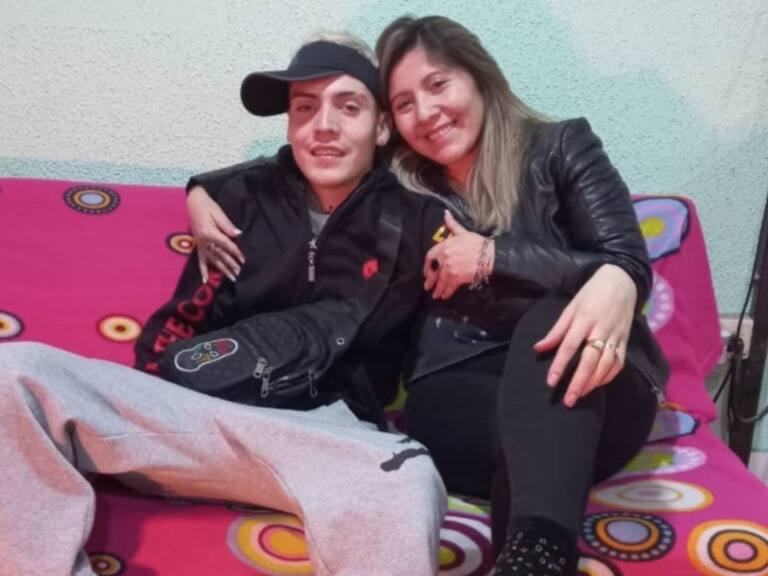 «Siempre fue el extraterrestre»: mamá de Marcianeke revela relación con cantante urbano