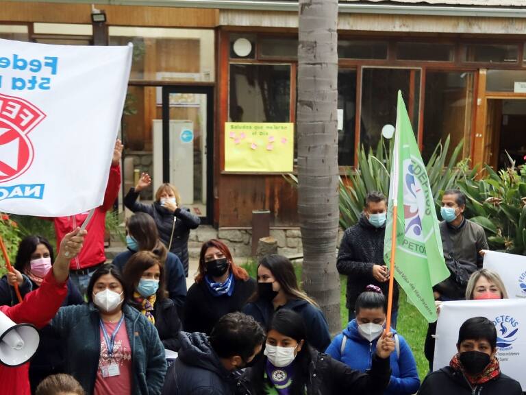 Trabajadores de la salud inician paro nacional este martes por despidos masivos