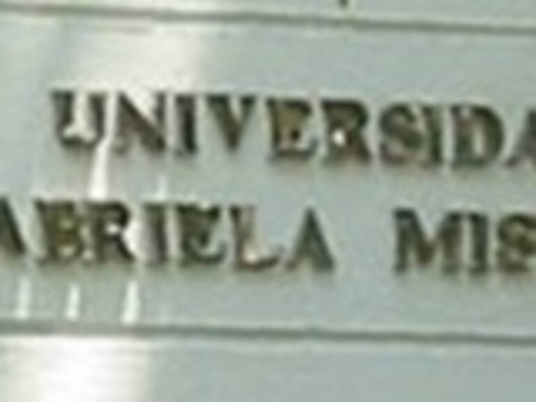 Universidad Gabriela Mistral anunció que acudirán al CNED por no acreditación